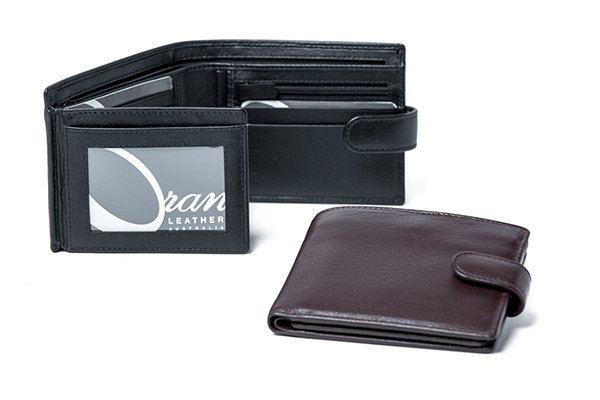 rugged-hide-blair-mens-wallet-friendlies-pharmacy